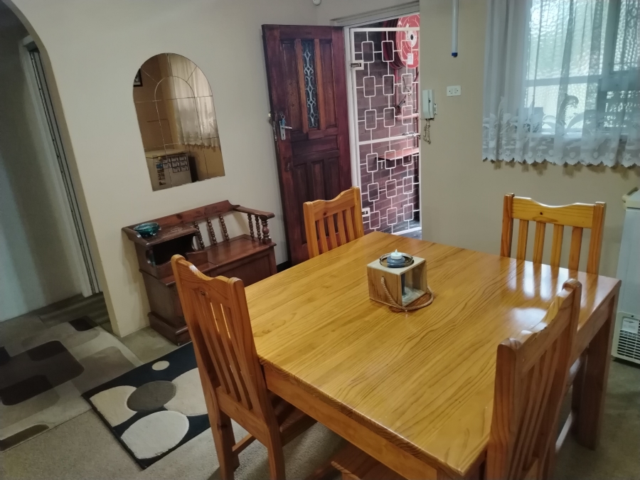 2 Bedroom Property for Sale in Umbilo KwaZulu-Natal