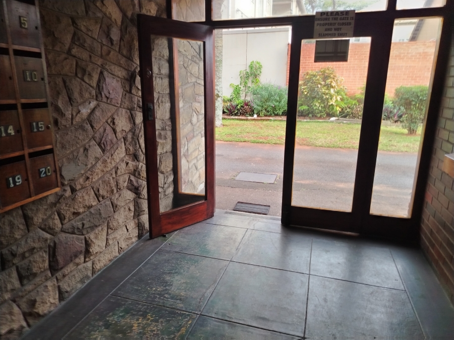2 Bedroom Property for Sale in Umbilo KwaZulu-Natal