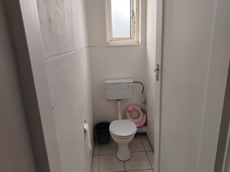 2 Bedroom Property for Sale in Ocean View KwaZulu-Natal