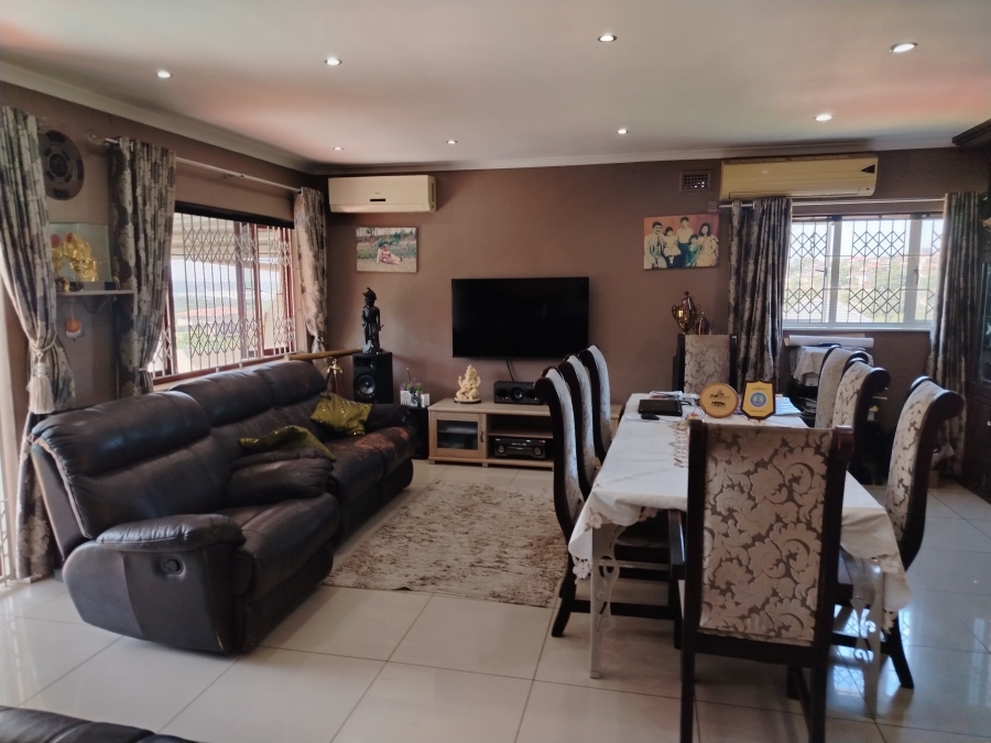 4 Bedroom Property for Sale in Bellair KwaZulu-Natal