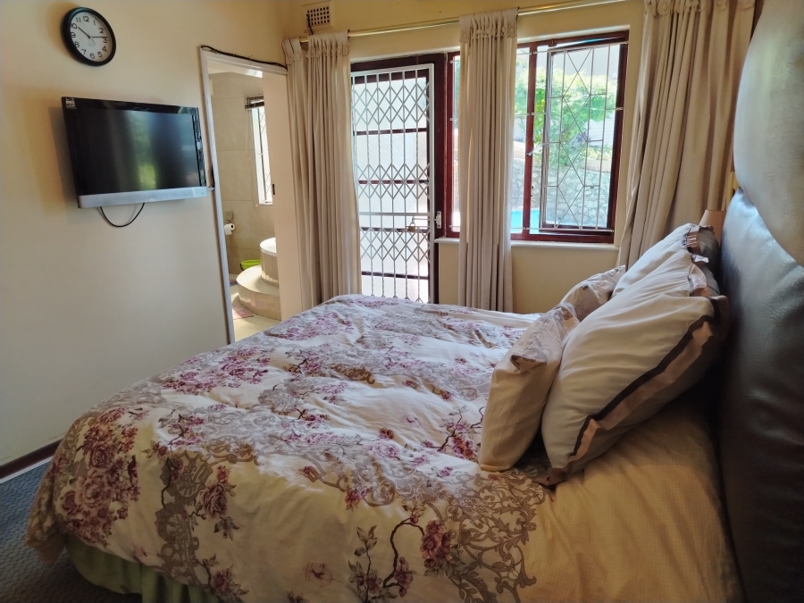 4 Bedroom Property for Sale in Bellair KwaZulu-Natal
