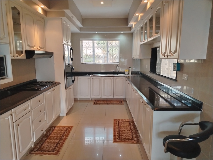 5 Bedroom Property for Sale in Brighton Beach KwaZulu-Natal
