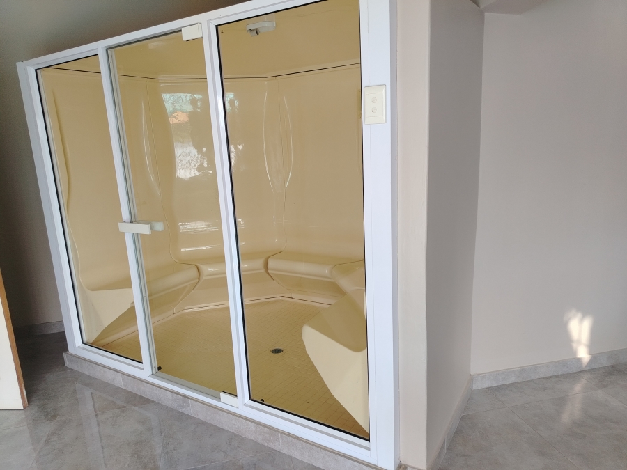 5 Bedroom Property for Sale in Brighton Beach KwaZulu-Natal