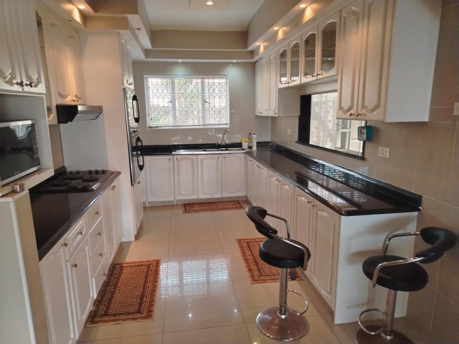 5 Bedroom Property for Sale in Brighton Beach KwaZulu-Natal