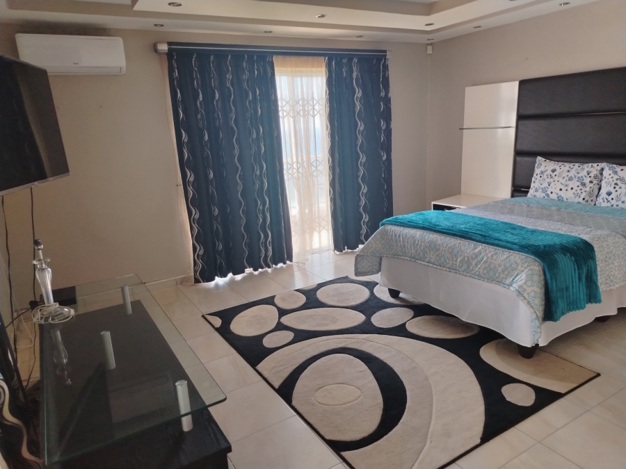 5 Bedroom Property for Sale in Brighton Beach KwaZulu-Natal