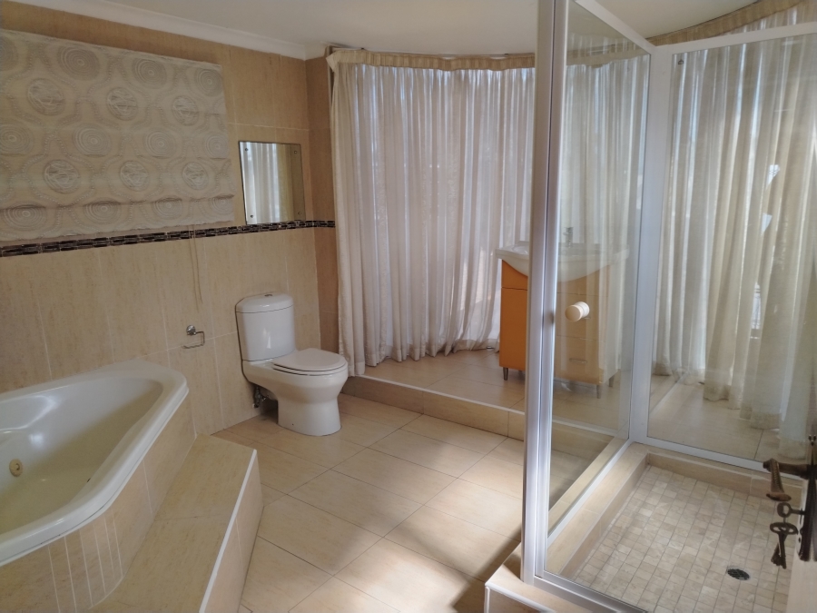 5 Bedroom Property for Sale in Brighton Beach KwaZulu-Natal