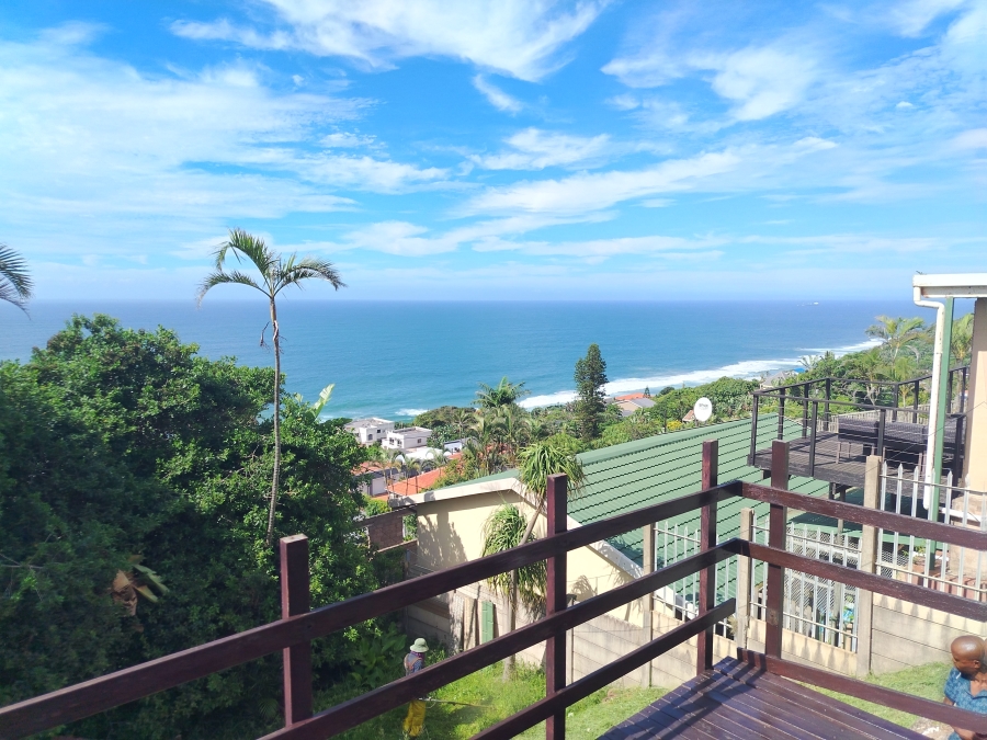 5 Bedroom Property for Sale in Brighton Beach KwaZulu-Natal