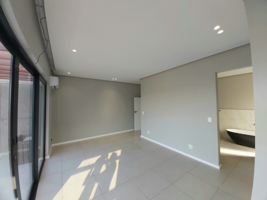 To Let 4 Bedroom Property for Rent in Palm Lakes Estate KwaZulu-Natal