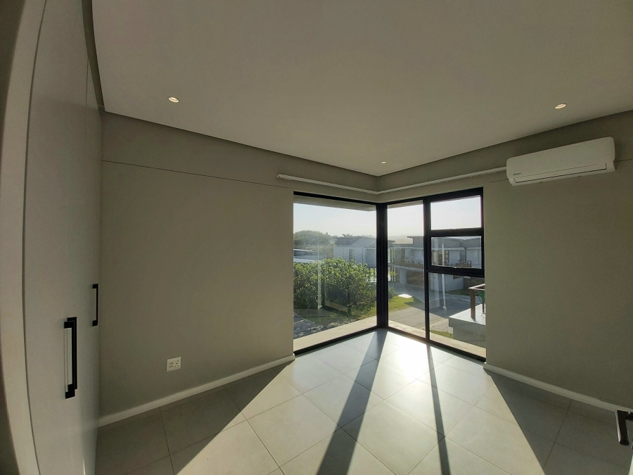 To Let 4 Bedroom Property for Rent in Palm Lakes Estate KwaZulu-Natal