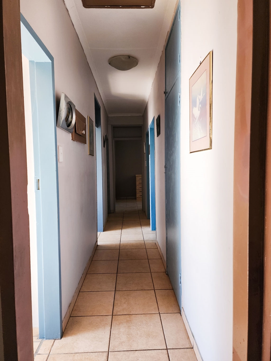 4 Bedroom Property for Sale in Pioneer Park KwaZulu-Natal