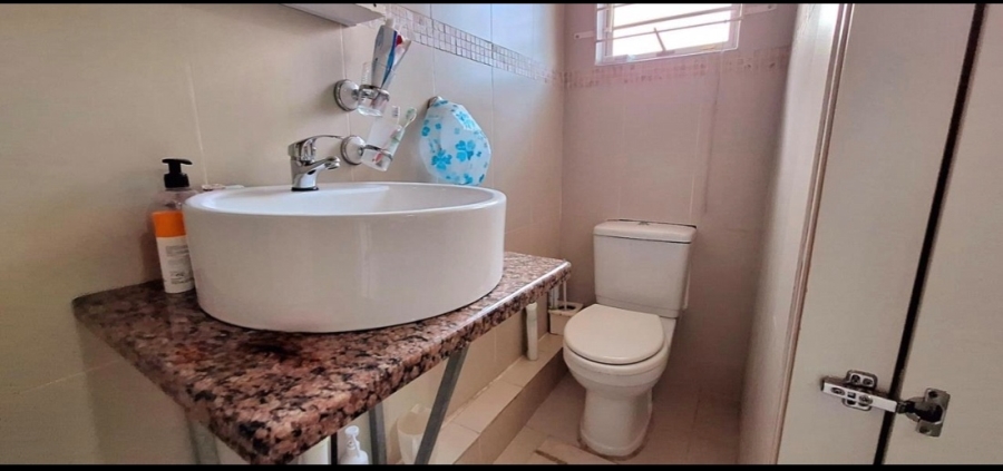 3 Bedroom Property for Sale in Caneside KwaZulu-Natal