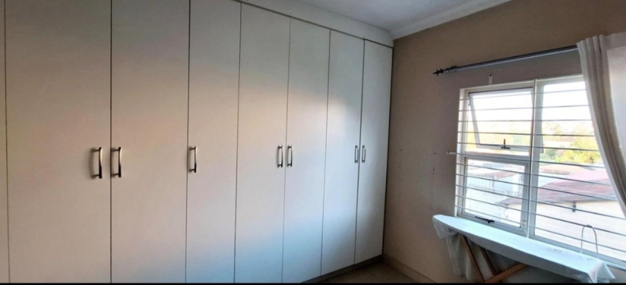 3 Bedroom Property for Sale in Caneside KwaZulu-Natal