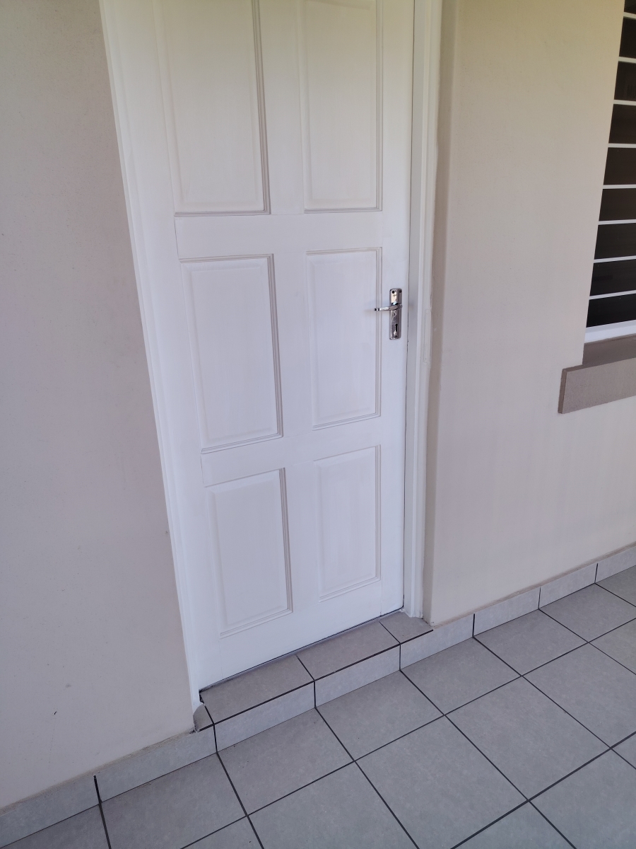 To Let 2 Bedroom Property for Rent in Manor Estates KwaZulu-Natal