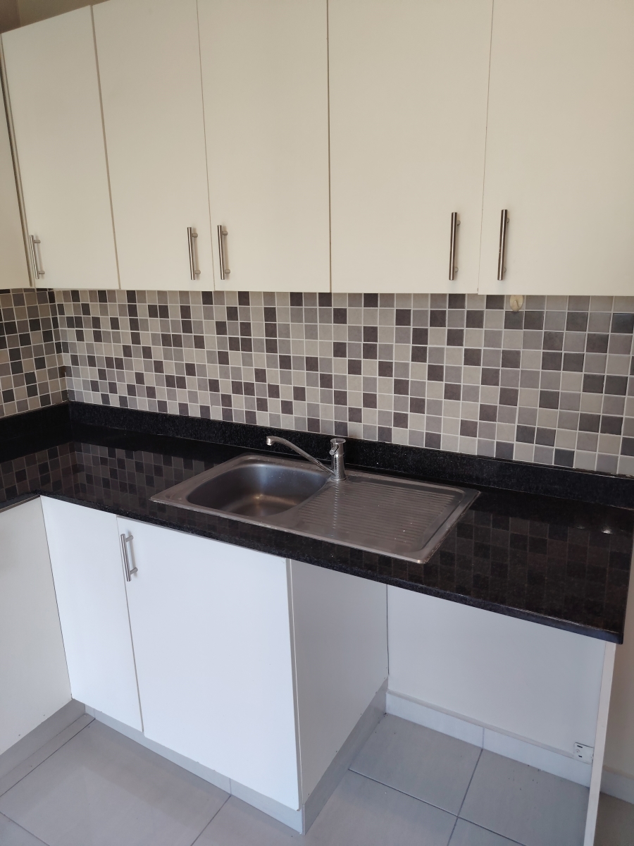 To Let 2 Bedroom Property for Rent in Manor Estates KwaZulu-Natal