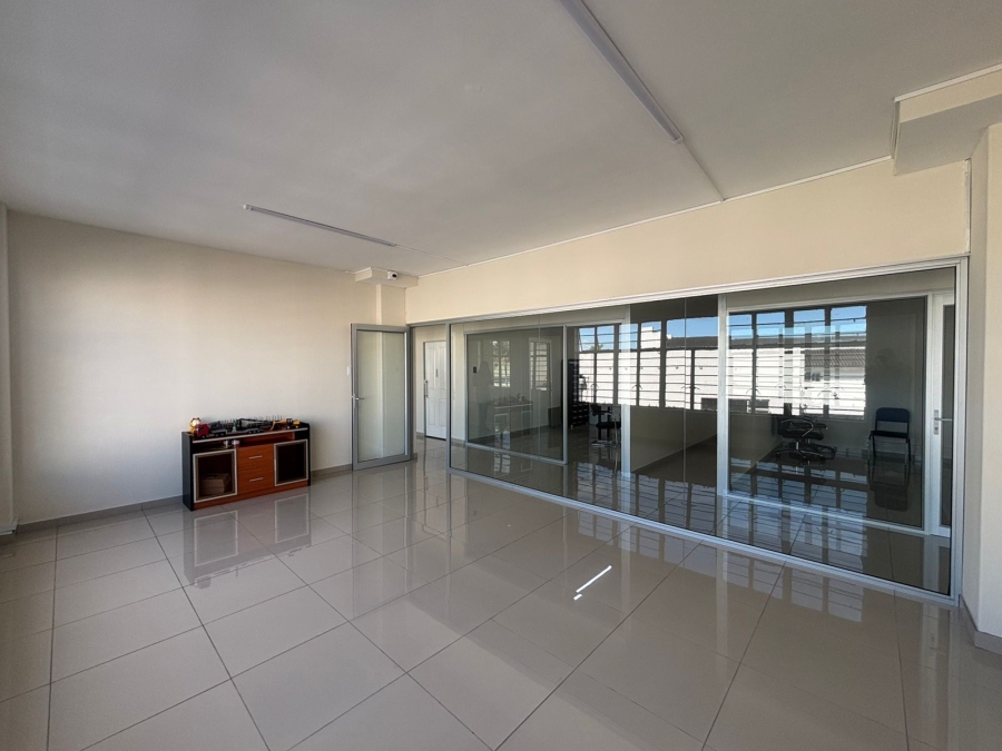 To Let Commercial Property for Rent in Greyville KwaZulu-Natal