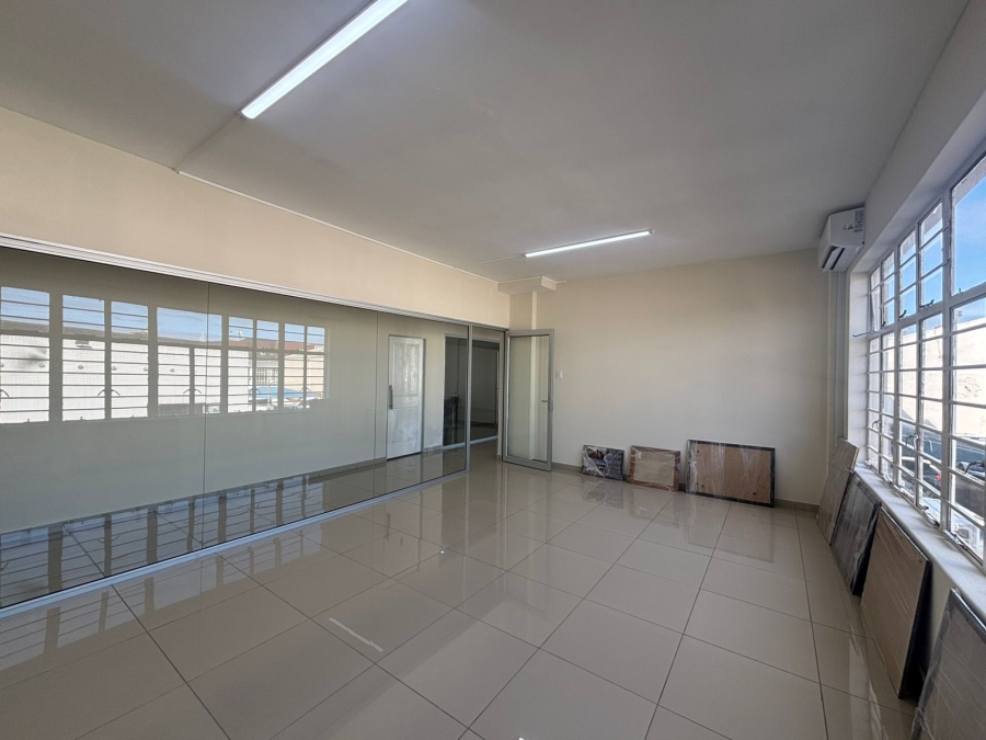 To Let Commercial Property for Rent in Greyville KwaZulu-Natal