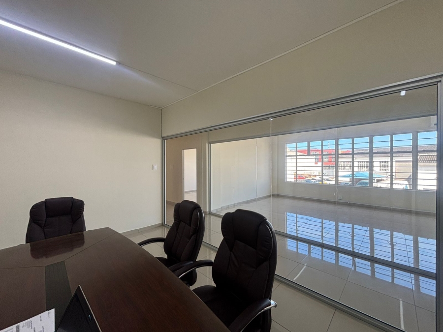 To Let Commercial Property for Rent in Greyville KwaZulu-Natal
