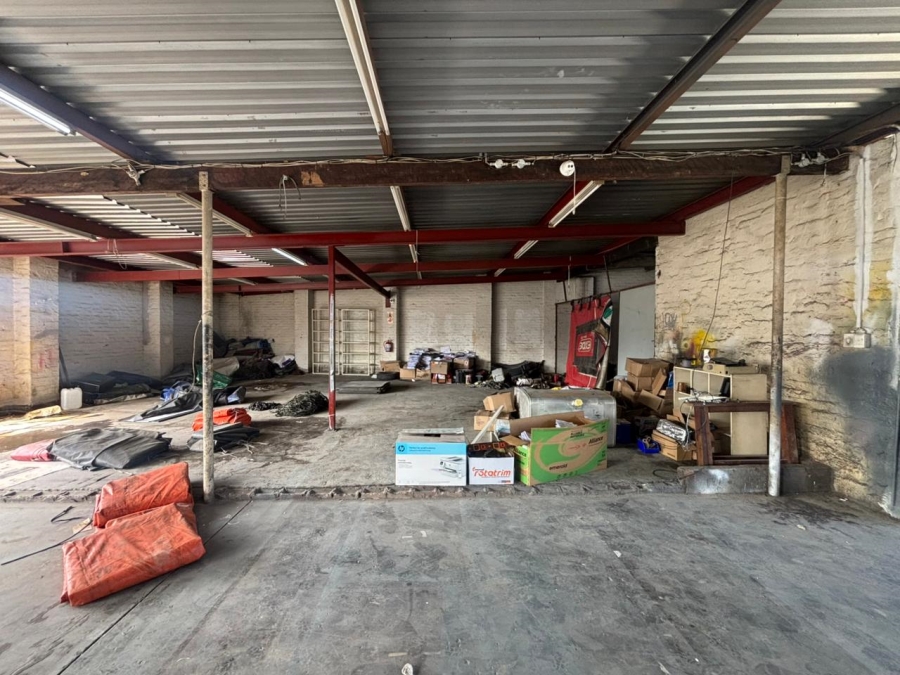To Let Commercial Property for Rent in Greyville KwaZulu-Natal