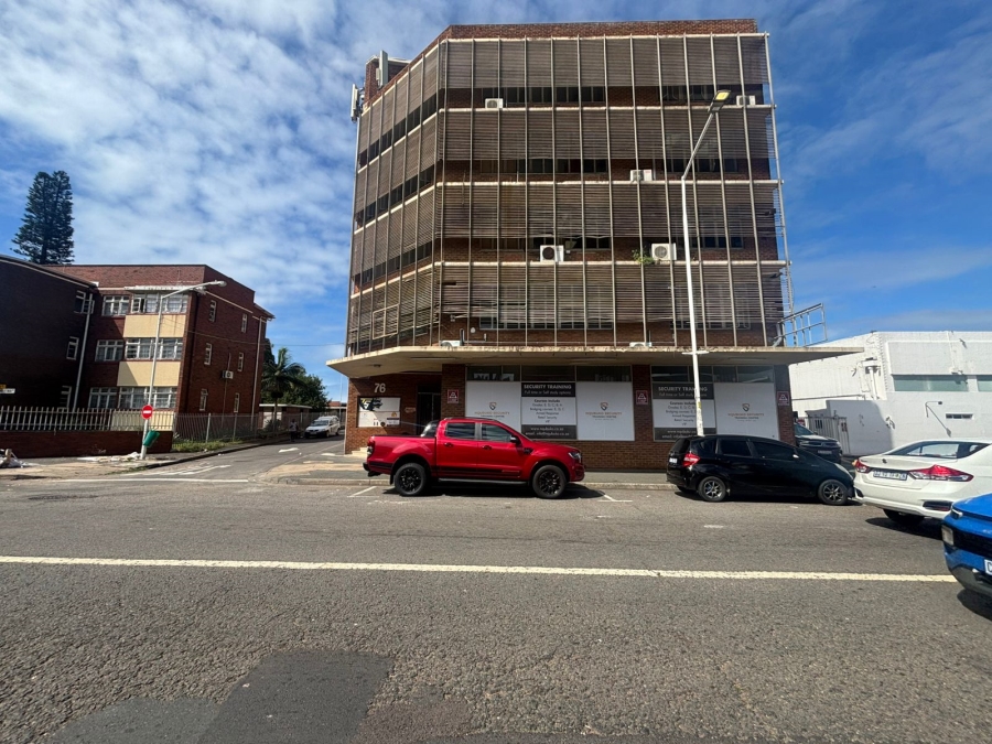 To Let Commercial Property for Rent in Greyville KwaZulu-Natal