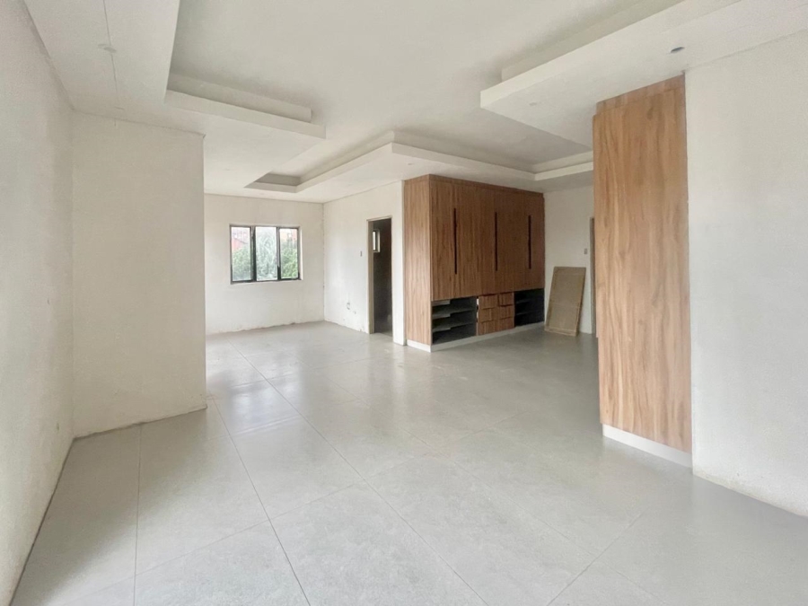 6 Bedroom Property for Sale in Umbilo KwaZulu-Natal