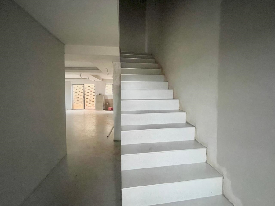 6 Bedroom Property for Sale in Umbilo KwaZulu-Natal