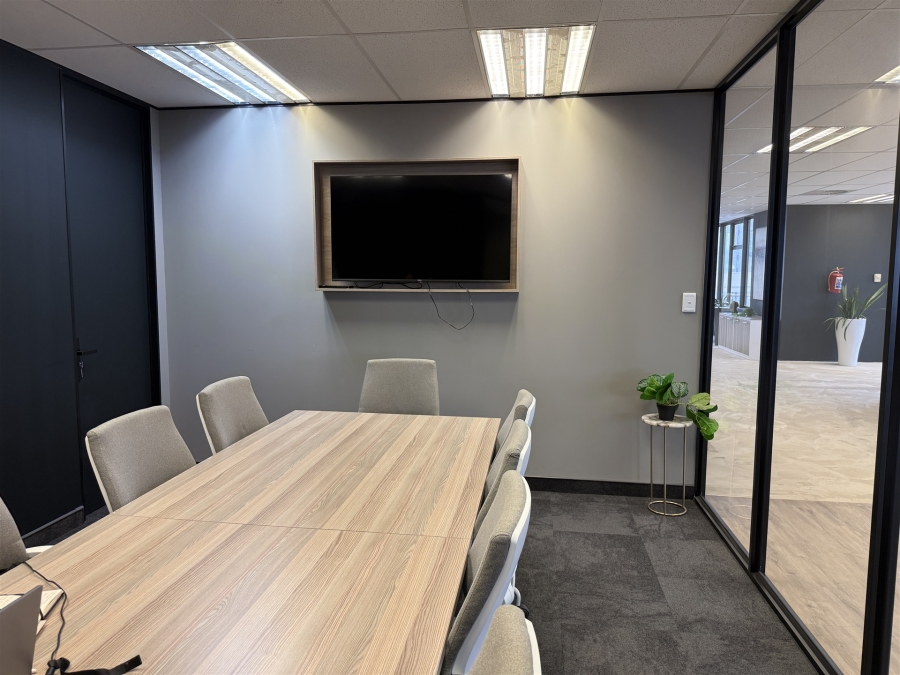 To Let Commercial Property for Rent in Umhlanga Ridge KwaZulu-Natal