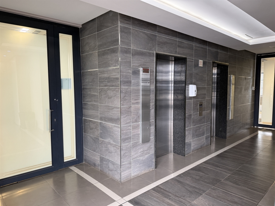 To Let Commercial Property for Rent in Umhlanga Ridge KwaZulu-Natal