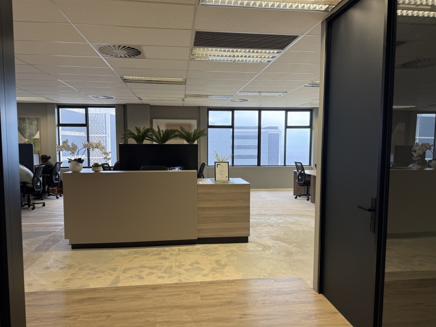 To Let Commercial Property for Rent in Umhlanga Ridge KwaZulu-Natal