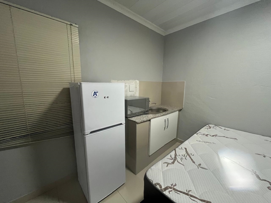To Let 1 Bedroom Property for Rent in Arboretum KwaZulu-Natal