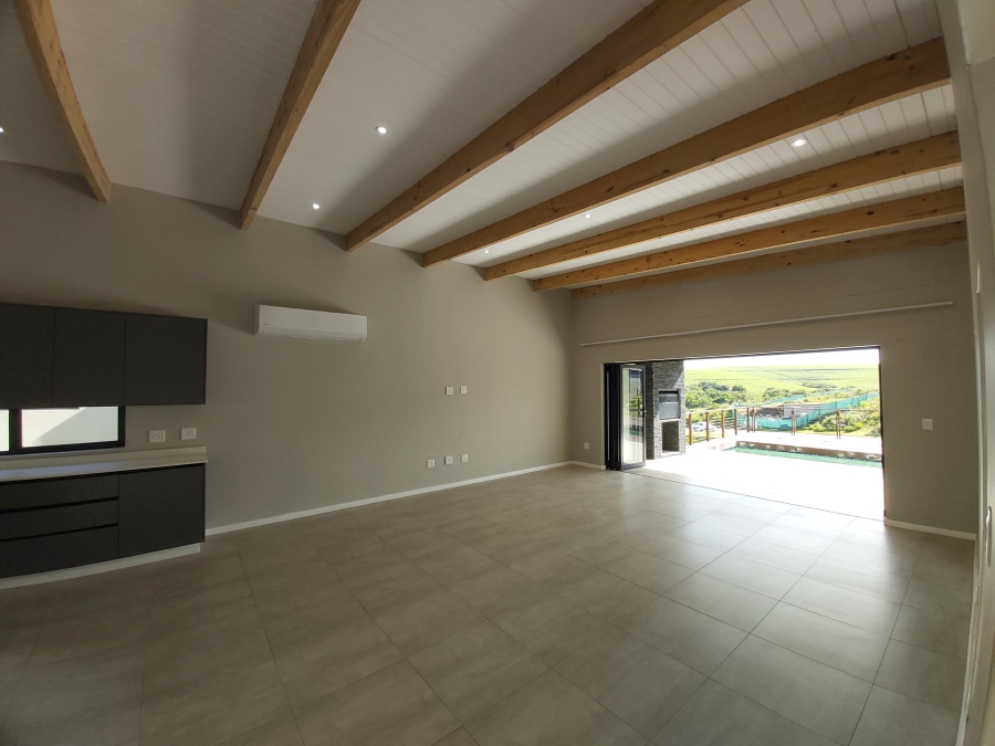 To Let 4 Bedroom Property for Rent in Palm Lakes Estate KwaZulu-Natal