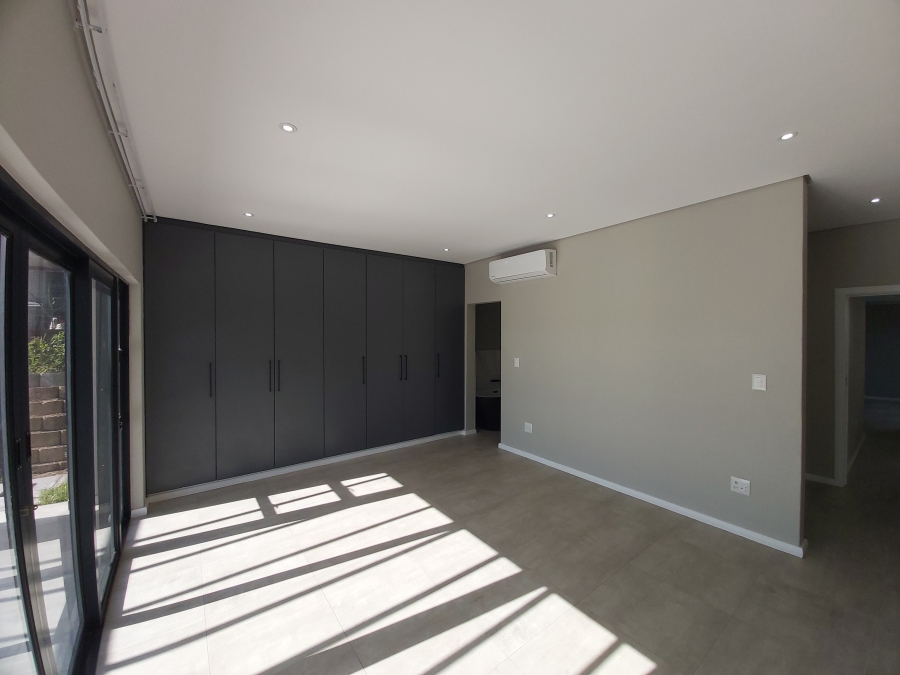 To Let 4 Bedroom Property for Rent in Palm Lakes Estate KwaZulu-Natal