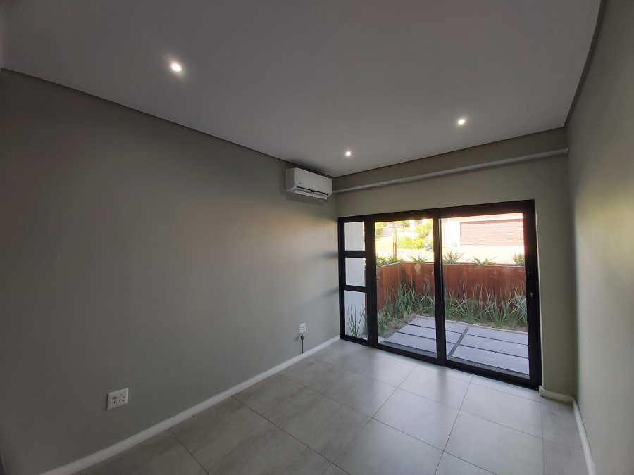 To Let 4 Bedroom Property for Rent in Palm Lakes Estate KwaZulu-Natal