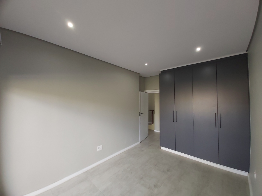 To Let 4 Bedroom Property for Rent in Palm Lakes Estate KwaZulu-Natal