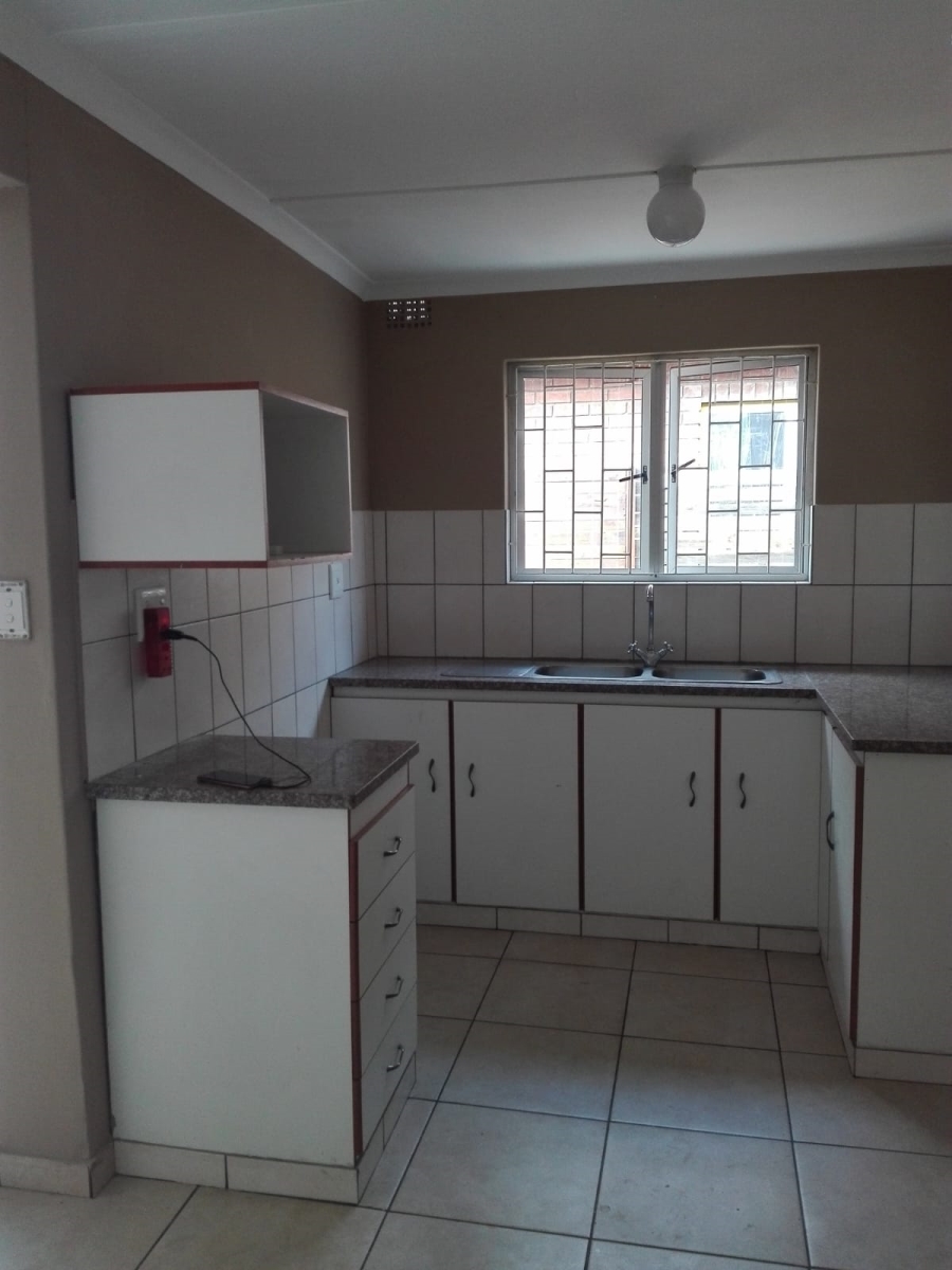 8 Bedroom Property for Sale in Shastri Park KwaZulu-Natal