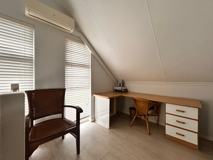 3 Bedroom Property for Sale in Tuzi Gazi KwaZulu-Natal