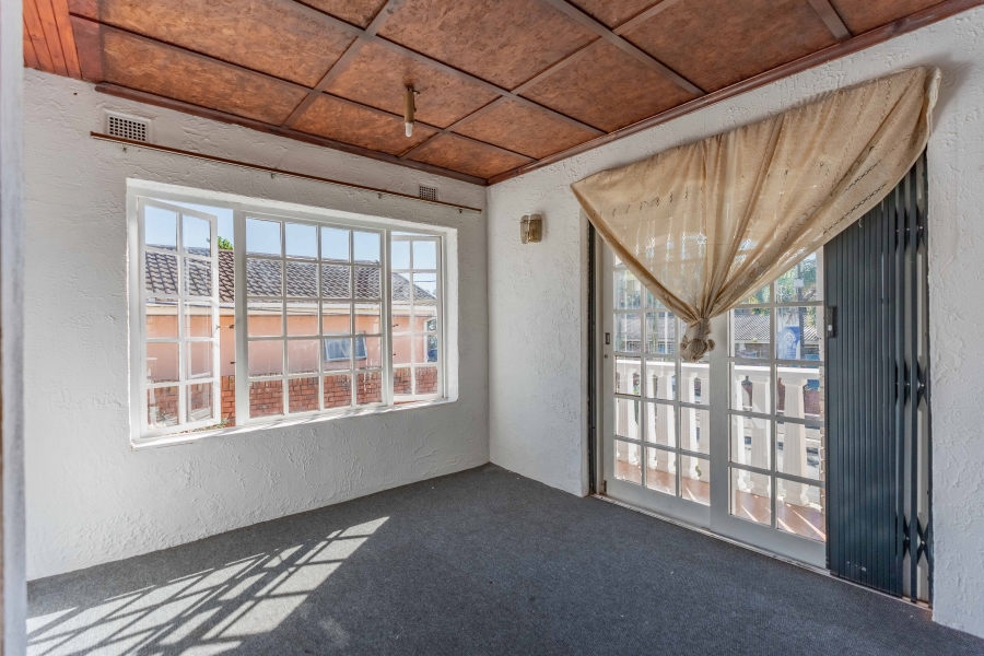 5 Bedroom Property for Sale in Sydenham KwaZulu-Natal