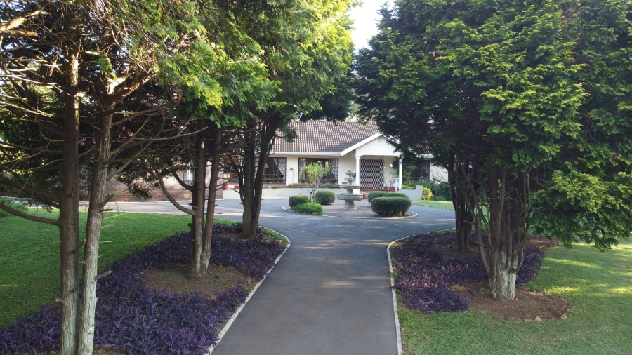 5 Bedroom Property for Sale in Forest Hills KwaZulu-Natal