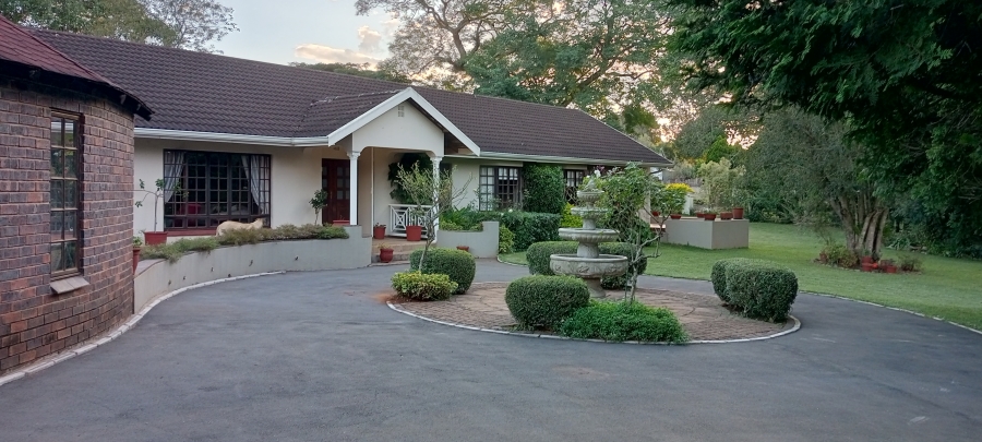 5 Bedroom Property for Sale in Forest Hills KwaZulu-Natal