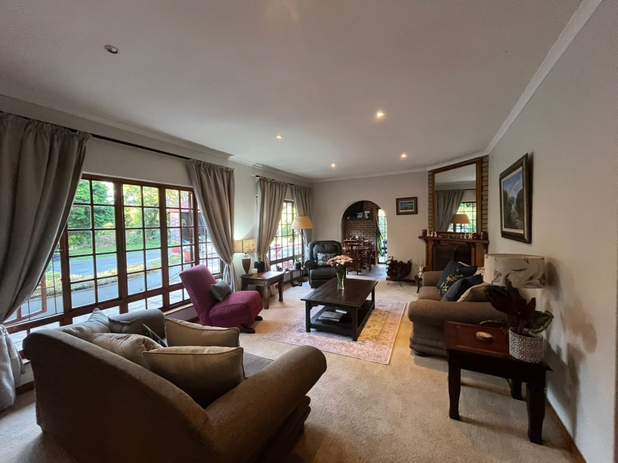 5 Bedroom Property for Sale in Forest Hills KwaZulu-Natal