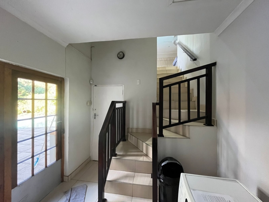 5 Bedroom Property for Sale in Forest Hills KwaZulu-Natal