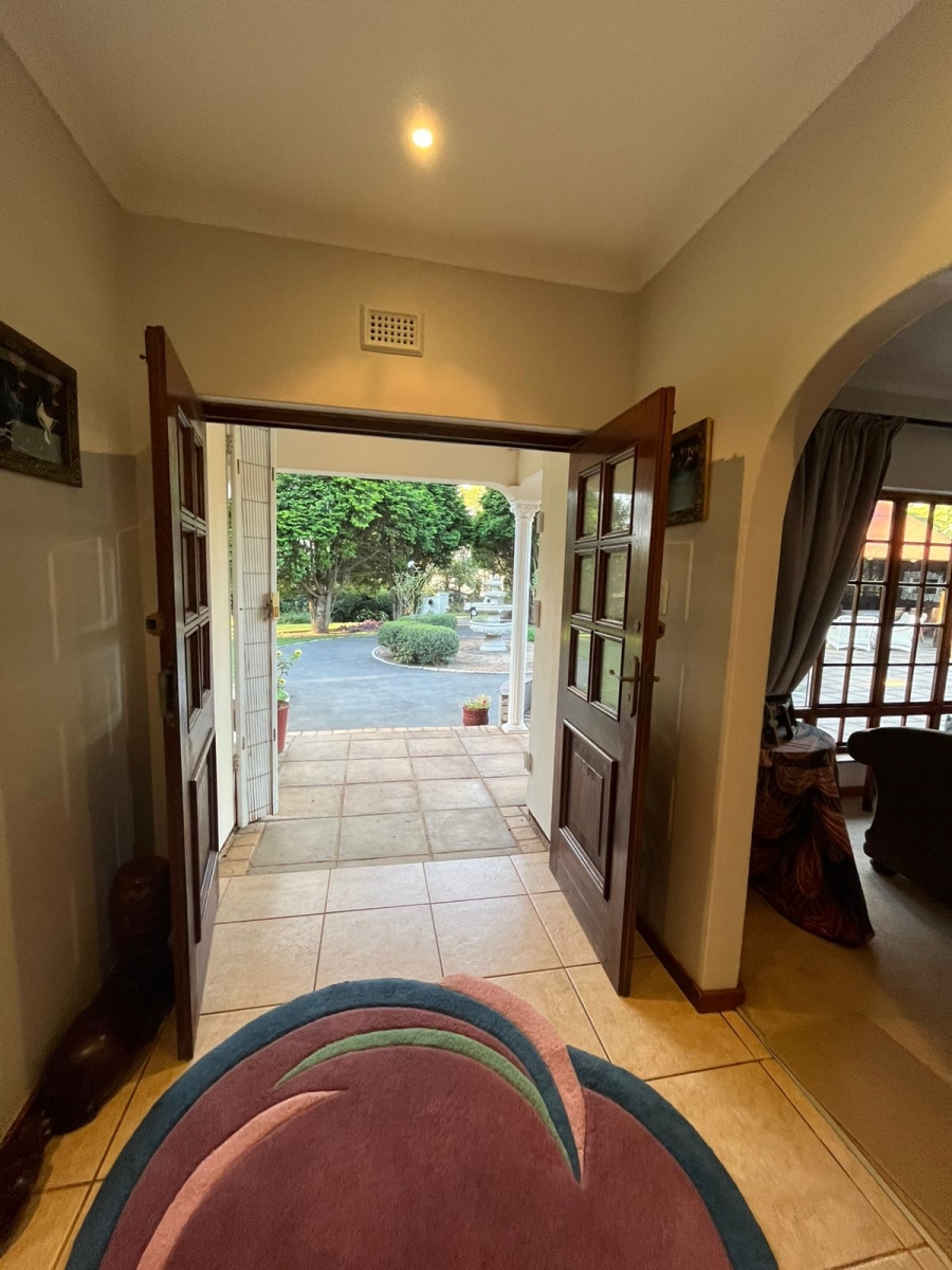 5 Bedroom Property for Sale in Forest Hills KwaZulu-Natal