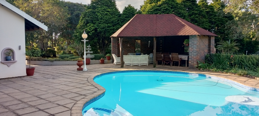 5 Bedroom Property for Sale in Forest Hills KwaZulu-Natal
