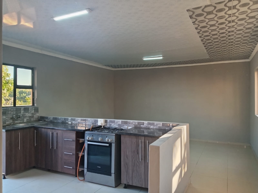 To Let 2 Bedroom Property for Rent in Fairview KwaZulu-Natal