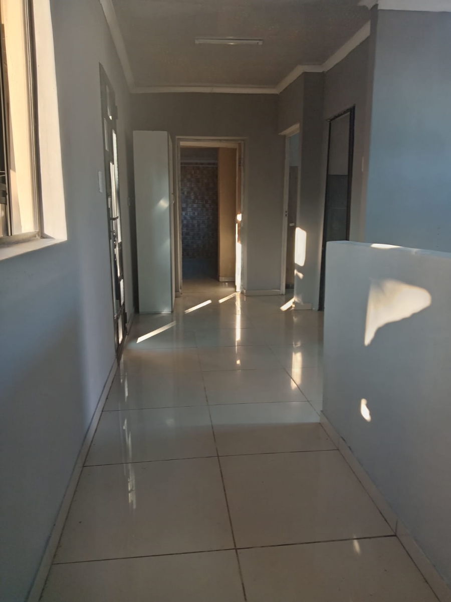 To Let 2 Bedroom Property for Rent in Fairview KwaZulu-Natal