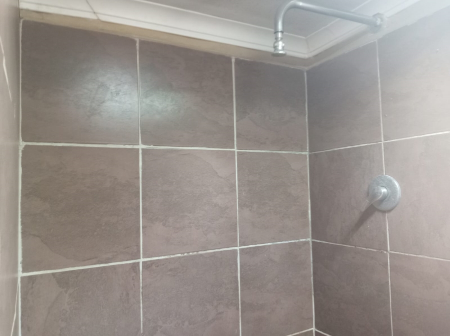 To Let 2 Bedroom Property for Rent in Fairview KwaZulu-Natal