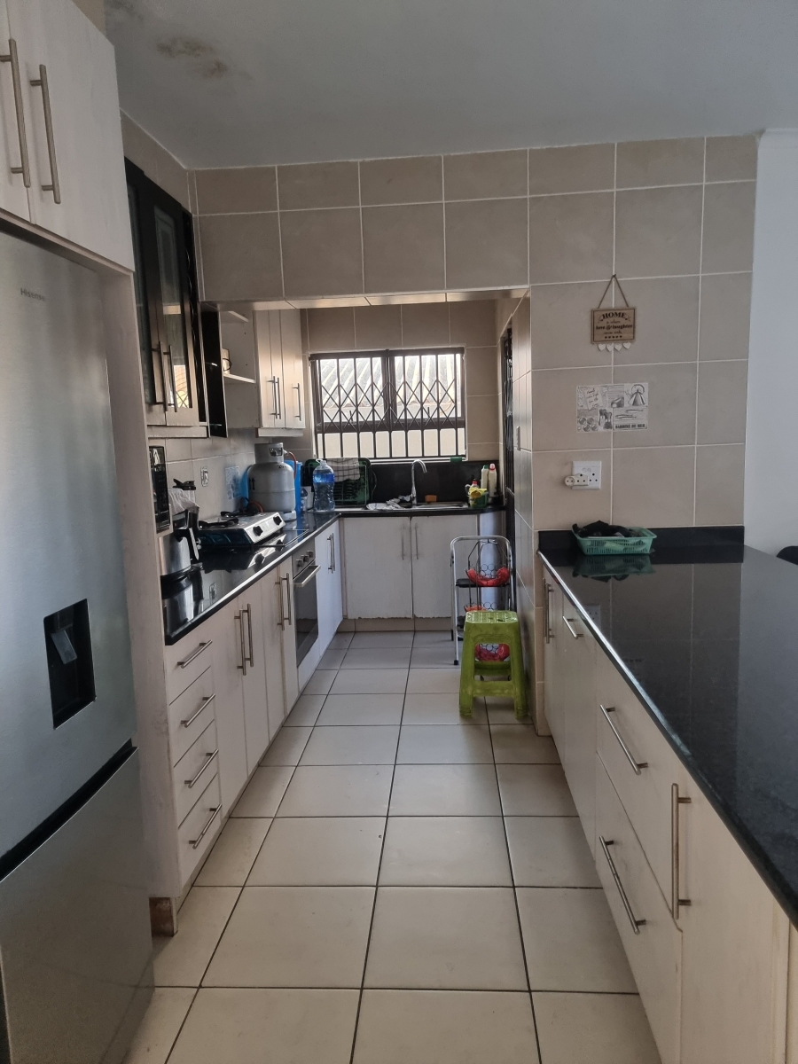 2 Bedroom Property for Sale in Austerville KwaZulu-Natal