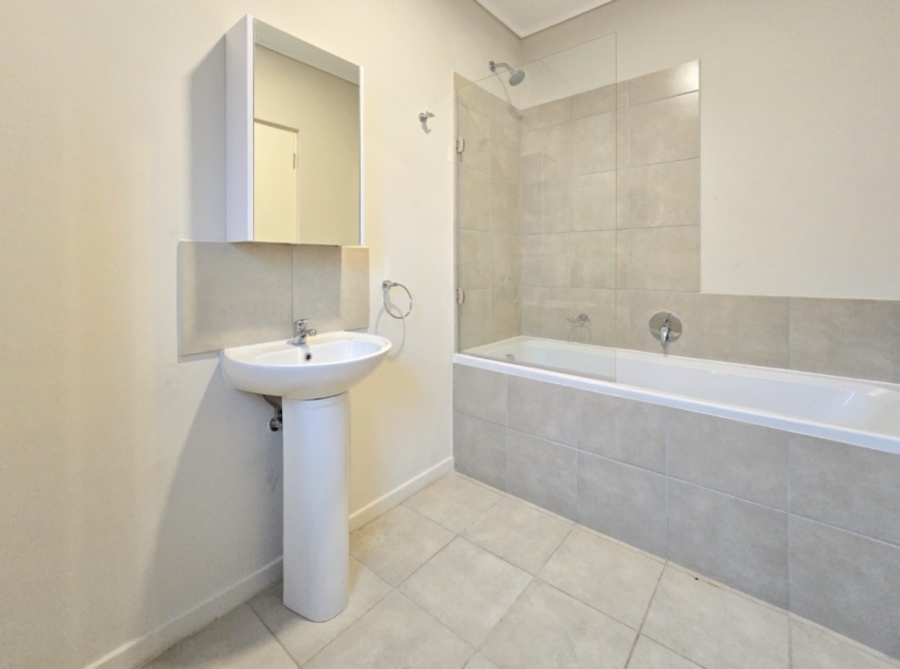 2 Bedroom Property for Sale in North Point KwaZulu-Natal