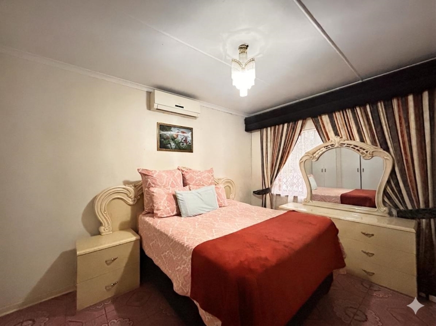 4 Bedroom Property for Sale in Richem KwaZulu-Natal
