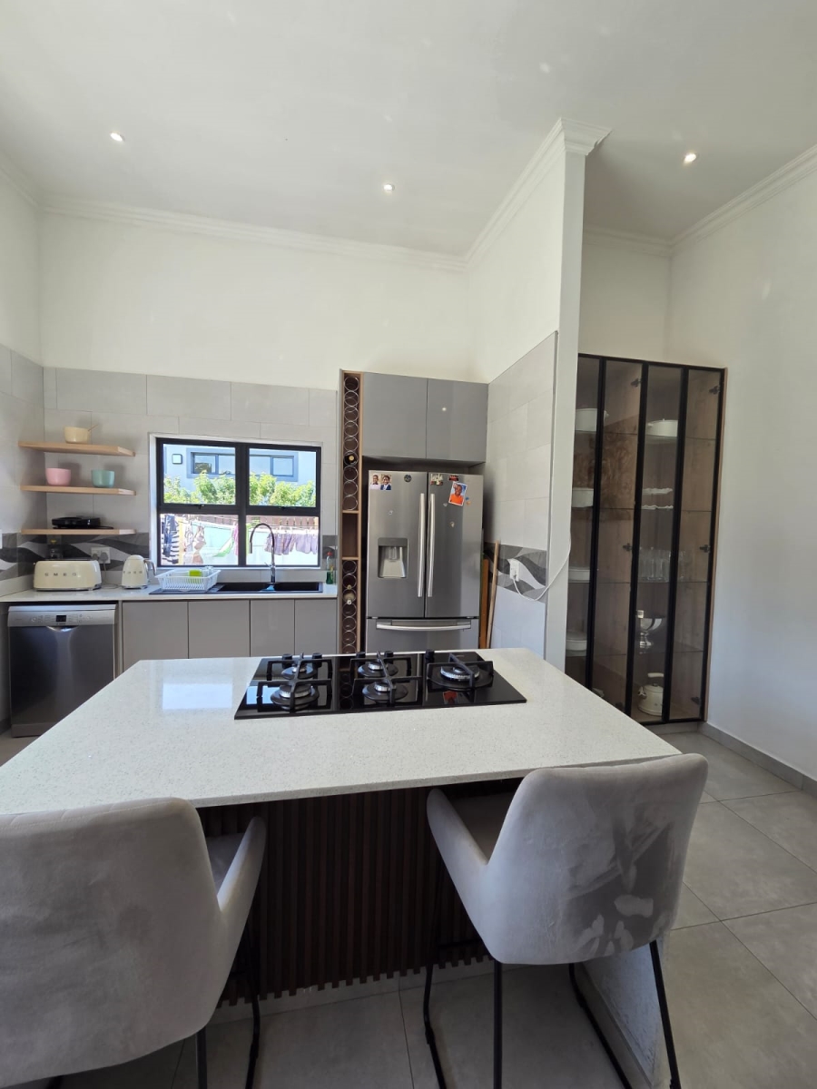 4 Bedroom Property for Sale in Palm Lakes Estate KwaZulu-Natal