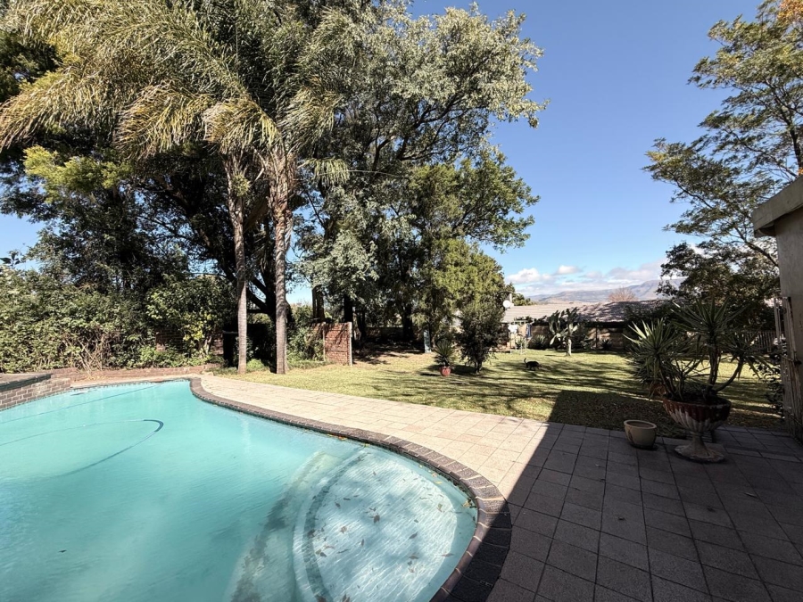 4 Bedroom Property for Sale in Aviary Hill KwaZulu-Natal